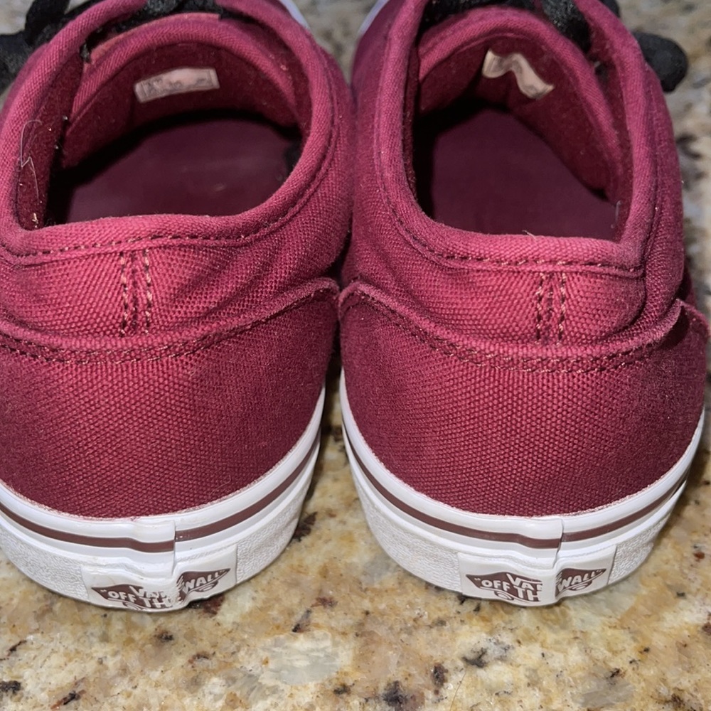 Vans - Picture 7 of 8